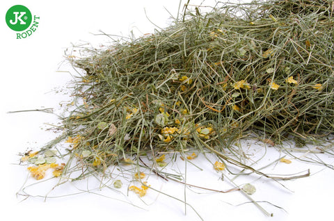 Fân natural cu mazăre. și fulgi de porumb, așternut pentru rozătoare